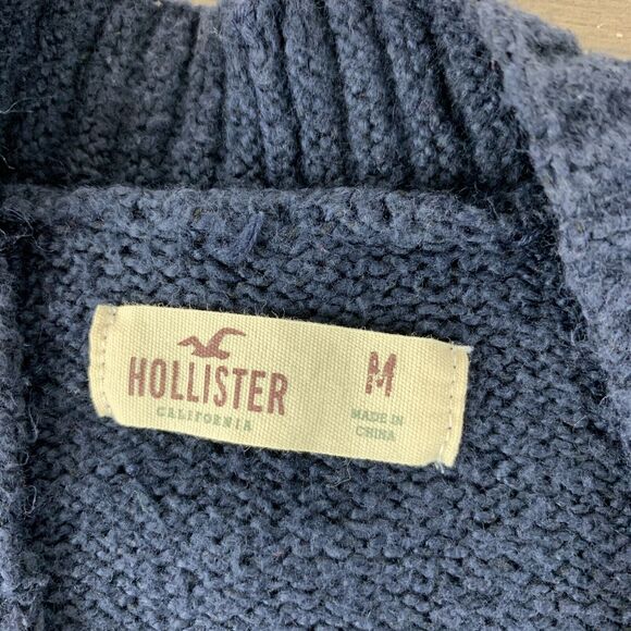 Hollister Womens Cardigan Sweater Navy Knit 3 Buttons Pockets V-Neck Size Medium - Picture 6 of 7